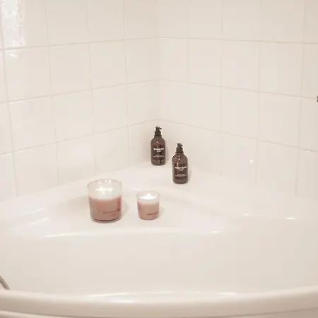 Charming Apartment *